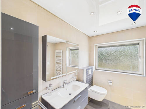 RE/MAX Immobilien DeLux Haus Ayl - 
