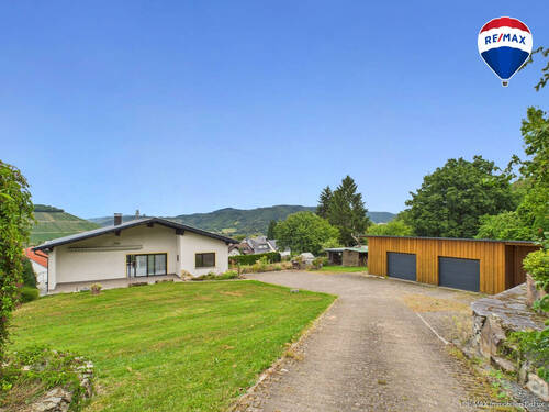 RE/MAX Immobilien DeLux Haus Ayl - 6 Zimmer Einfamilienhaus in Ayl