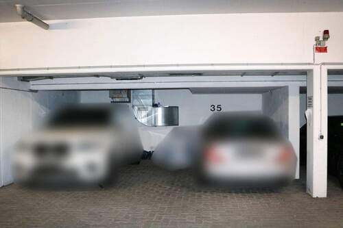 Tiefgarage Unterhaching - Tiefgaragen-Stellplatz in Unterhaching, Ottobrunner Straße zu erwerben. Ideal zur Eigennutzung!