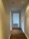 Flur_Blick vom Badezimmer - 2 Zimmer Etagenwohnung zur Miete in Mülheim an der Ruhr