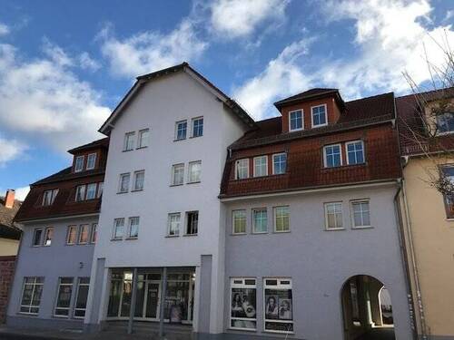 Außenansicht - Gewerbefläche direkt an der Hauptstraße