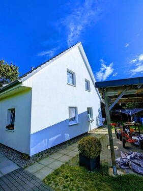 Westseite - Großes barrierearmes Einfamilienhaus in zweiter Reihe