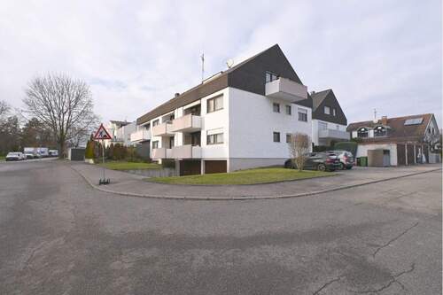 Außenansicht 1 - In Stammheim: Kurze Wege ins Grüne und zur U-Bahn