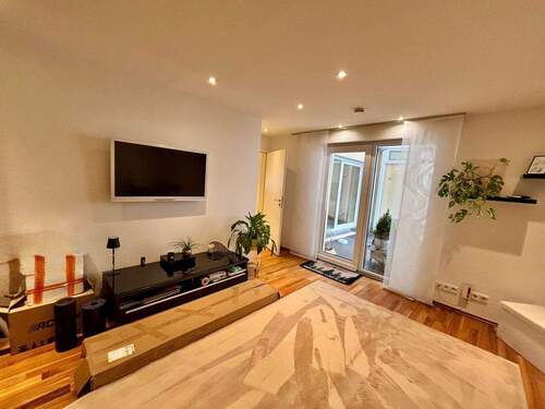 WE1 Kinderzimmer mit Zugang Wintergarten - 