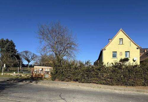 Ansicht - Neuer Preis!!! Ruhige Lage, großes Grundstück, viel Platz - sanieren Sie nach Lust und Laune