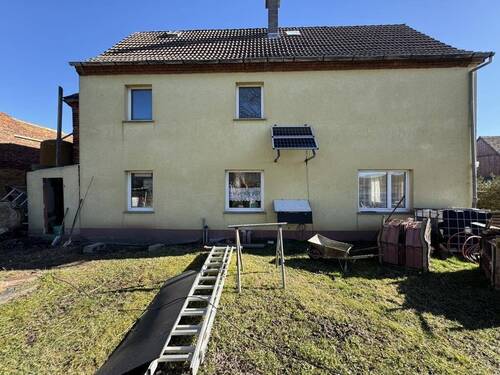 seitliche Hausansicht - 