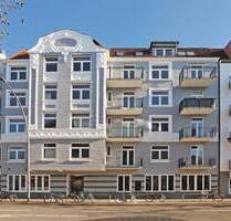 Winterhude: Stilvolle Gründerzeit-Wohnung mit Wohnküche und saniertem Balkon - Hamburg Winterhude