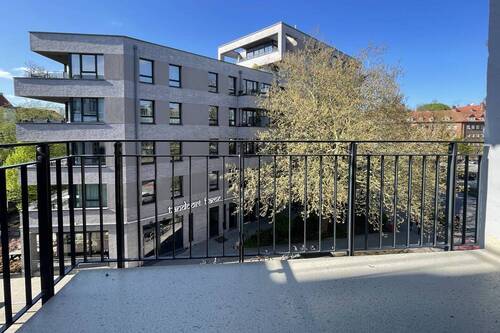 Der Balkon an der Gertigstraße - Etagenwohnung mit 58,00 m&sup2; in Hamburg Winterhude zum Kaufen