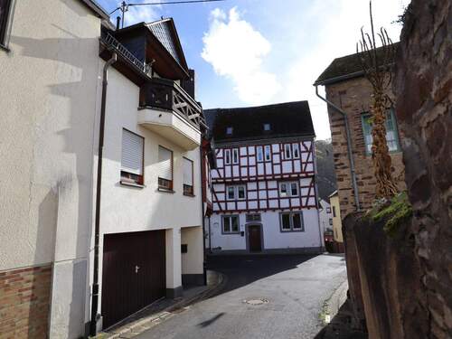 Haus 1 - 1 Zimmer Mehrfamilienhaus, Wohnhaus in Müden