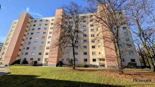 Bild 1 - 3 Zimmerwohnung mit Westbalkon und Aufzug nahe dem Lerchenauer See
