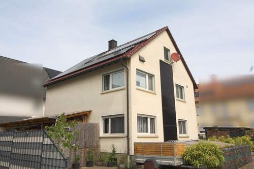 Ansicht S/W - 7 Zimmer Mehrfamilienhaus, Wohnhaus zum Kaufen in Rheinstetten