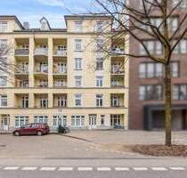 Stilvolle Altbauwohnung mit Balkon in Hamburg-Barmbek