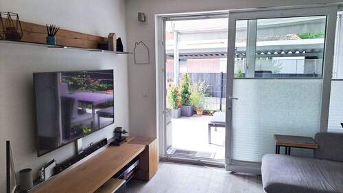 Wohnbereich mit Terrassentür - 