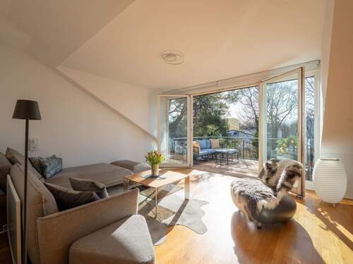 Wohnzimmer - 3 Zimmer Etagenwohnung zum Kaufen in Ottobrunn