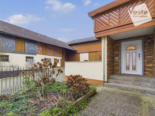 Bild4 - Mehrfamilienhaus, Wohnhaus mit 250,00 m&sup2; in Meeder zum Kaufen