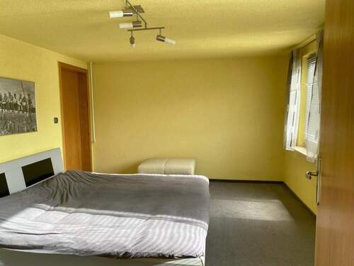 Schlafzimmer im OG - 