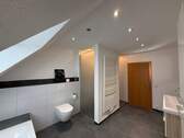 Badezimmer 1. OG - 