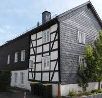 Historisches Wohn- & Geschäftshaus mit 18 Stellplätzen im Zentrum von Balve zu verkaufen!