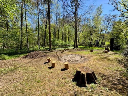 Unterer Grundstücksanteil am Wasser - 
