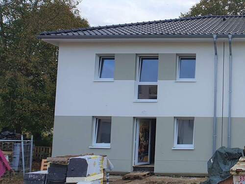 20251022_165139 Heller.jpg - 5 Zimmer Doppelhaushälfte zum Kaufen in Bestensee