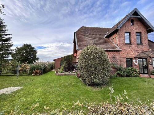 Garten_1 - Einfamilienhaus mit 290,00 m&sup2; in Steyerberg zum Kaufen