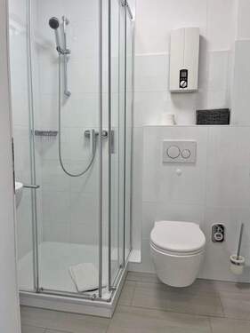 Modernes Duschbad - 
