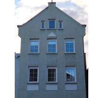 Zwei Wohnungen zu einem Preis - 350.000,00&nbsp;EUR Kaufpreis, ca.&nbsp; 133,70&nbsp;m&sup2;&nbsp;Wohnfl&auml;che in Memmingen (PLZ: 87700)