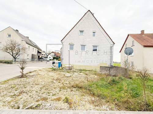 Hausansicht - 4 Zimmer Einfamilienhaus in Holzkirch