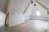 Schlafzimmer 3.OG (5) - Einfamilienhaus in Oberursel (Taunus) zum Kaufen