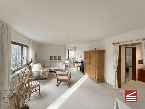 Wohn- Esszimmer Blick Richtung Flur - 