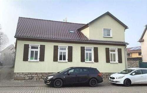 Außenansicht - Gepflegtes EFH in Kalbsrieth - 105.000,00&nbsp;EUR Kaufpreis, ca.&nbsp; 163,00&nbsp;m&sup2;&nbsp;Wohnfl&auml;che