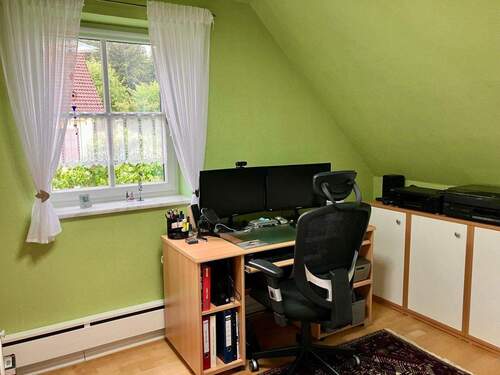 Büro oder Kinderzimmer - 