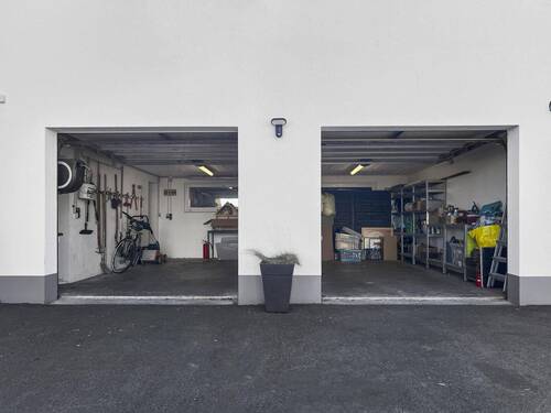 Garage - 