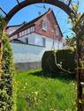 Ansicht - Schönes Wohnhaus in ruhiger Lage mit großer Garage nahe am Wald