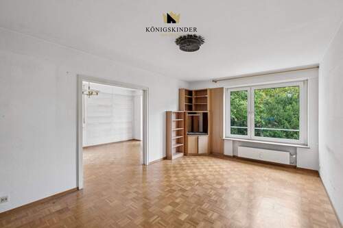 Wohnzimmer - 4 Zimmer Etagenwohnung zum Kaufen in Stuttgart