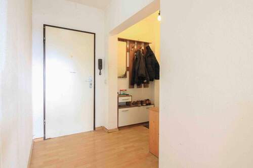 03_Eingangsbereich - Etagenwohnung mit 72,00 m² in Hanau zum Kaufen