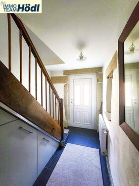 Flur EG - 6 Zimmer Einfamilienhaus zum Kaufen in Reutlingen