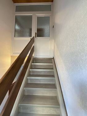 Wohnungseingangstür OG - 