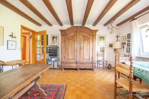 OG - Wohnzimmer - 4 Zimmer Etagenwohnung zum Kaufen in Ingelheim-Wackernheim