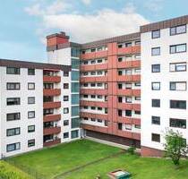 Panoramablick am Waldrand: Großzügiges 4-Zi.-Raumwunder mit Garage und Stellplatz in Renningen.