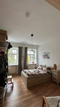 Schlafzimmer.jpeg - 