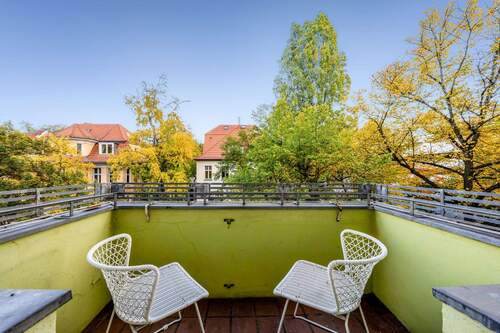 3 - 4 Zimmer Etagenwohnung in Berlin