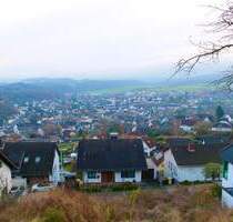 Ihr Traumhaus auf Grundstück in Südhanglage mit atemberaubendem Blick - Niederzissen