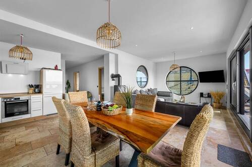 Wohnzimmer der Etagenwohnung - 