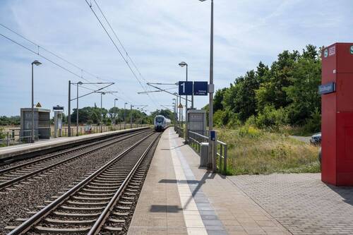 Bahnhof Großkugel - 