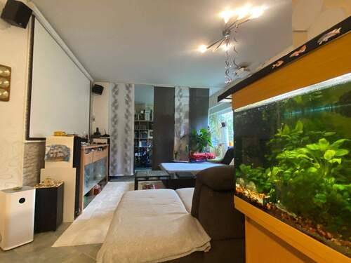 tempImagepMkKA7.jpg - 