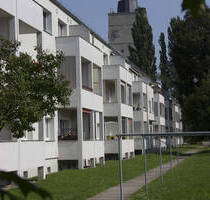 Seniorengerechte 2-Raum-Wohnung mit Balkon und Aufzug - Bad Dürrenberg