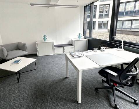 Property Image 9 - 