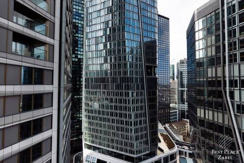 FOUR Frankfurt - Stilvolle City Residence mit internationaler Adresse 