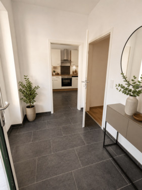 Heller Eingangsbereich.png - 3 Zimmer Etagenwohnung zur Miete in Kordel